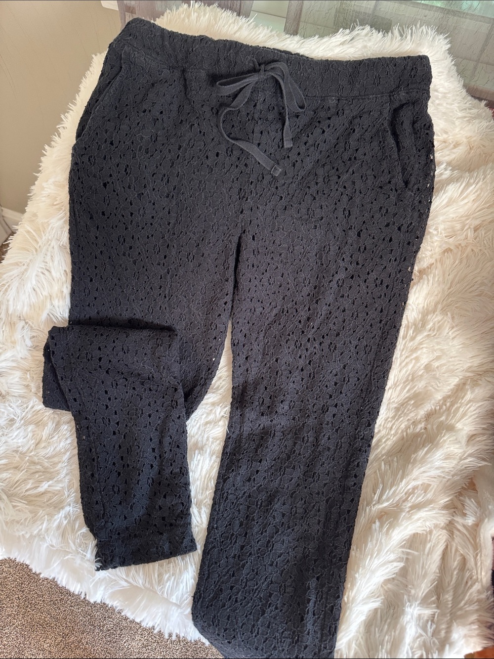 Lou & Grey Black Lace Drawstring Joggers